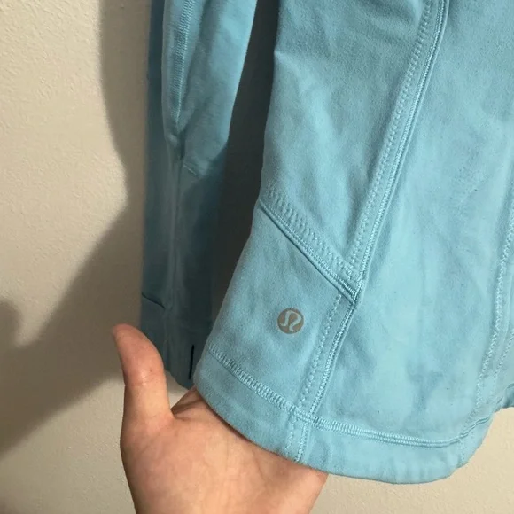 Lululemon Define Jacket - Tidal Teal - Size 10 *RARE* vintage yoga workout run - Picture 3 of 3